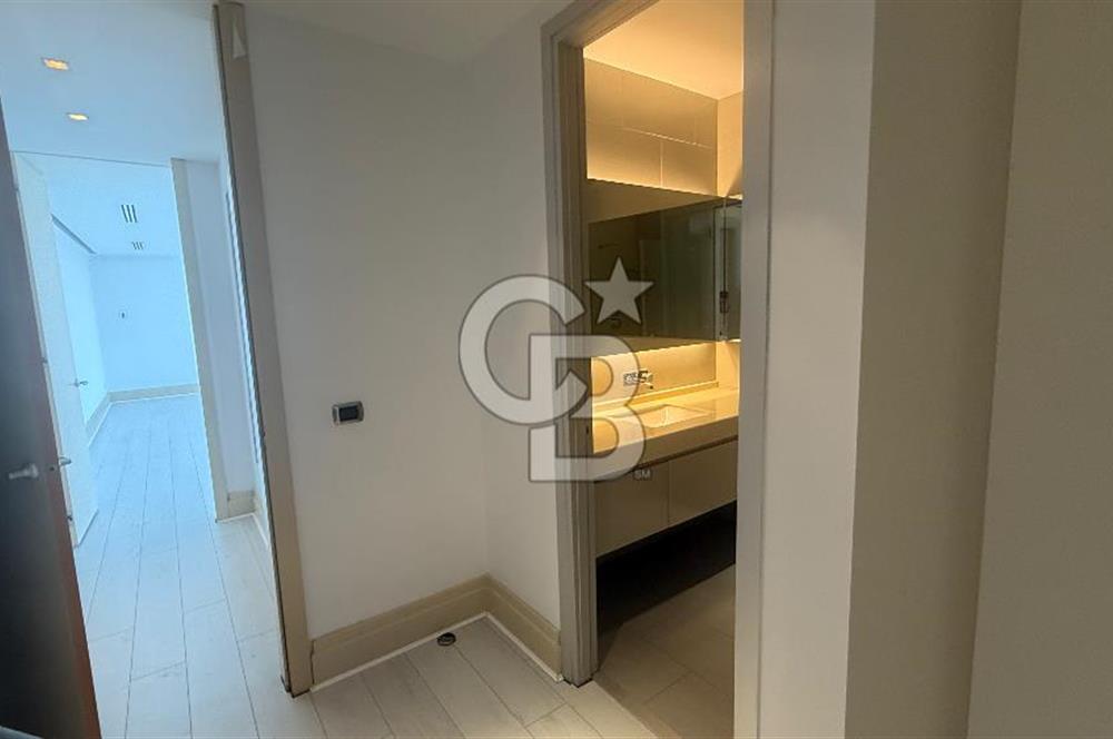 Süzer Plaza'da 1400M2 Dekorasyonlu Kdv'li Ofis Fırsatı
