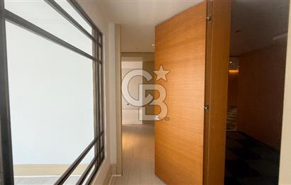 Süzer Plaza'da 1400M2 Dekorasyonlu Kdv'li Ofis Fırsatı