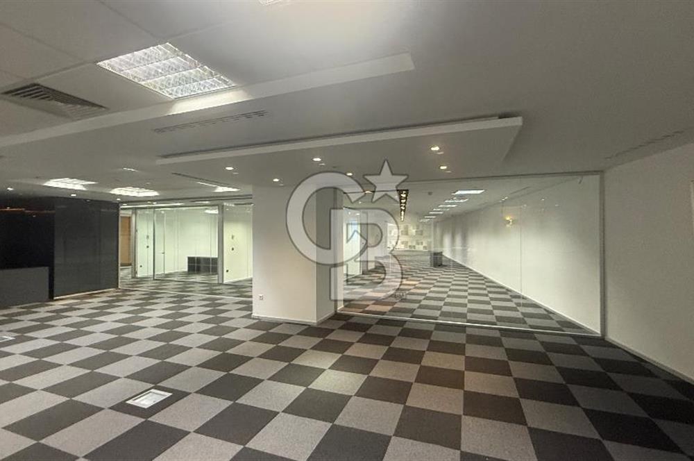 Süzer Plaza'da 1400M2 Dekorasyonlu Kdv'li Ofis Fırsatı