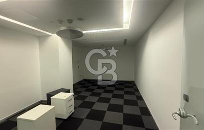 Süzer Plaza'da 1400M2 Dekorasyonlu Kdv'li Ofis Fırsatı