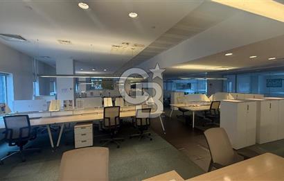 Levent Harmancı Giz Plaza 2000M2 Kurumsala Uygun Dekorasyonlu Ofis