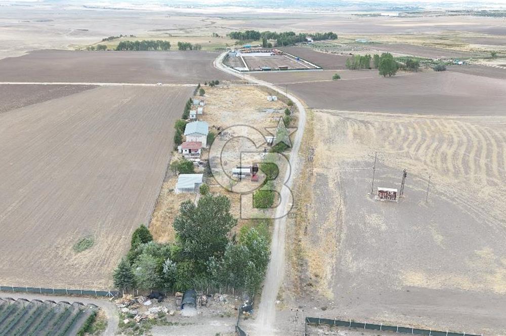ANKARA GÖLBAŞI OĞULBEYDE HAZIR YAPILARIYLA SATILIK ARSA