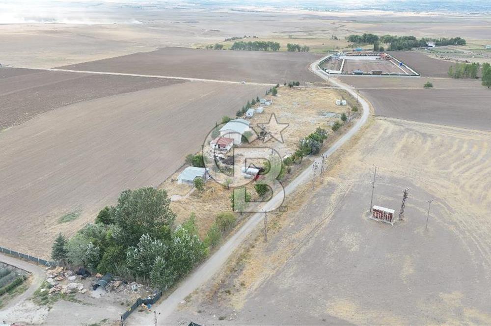 ANKARA GÖLBAŞI OĞULBEYDE HAZIR YAPILARIYLA SATILIK ARSA