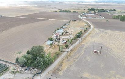 ANKARA GÖLBAŞI OĞULBEYDE HAZIR YAPILARIYLA SATILIK ARSA