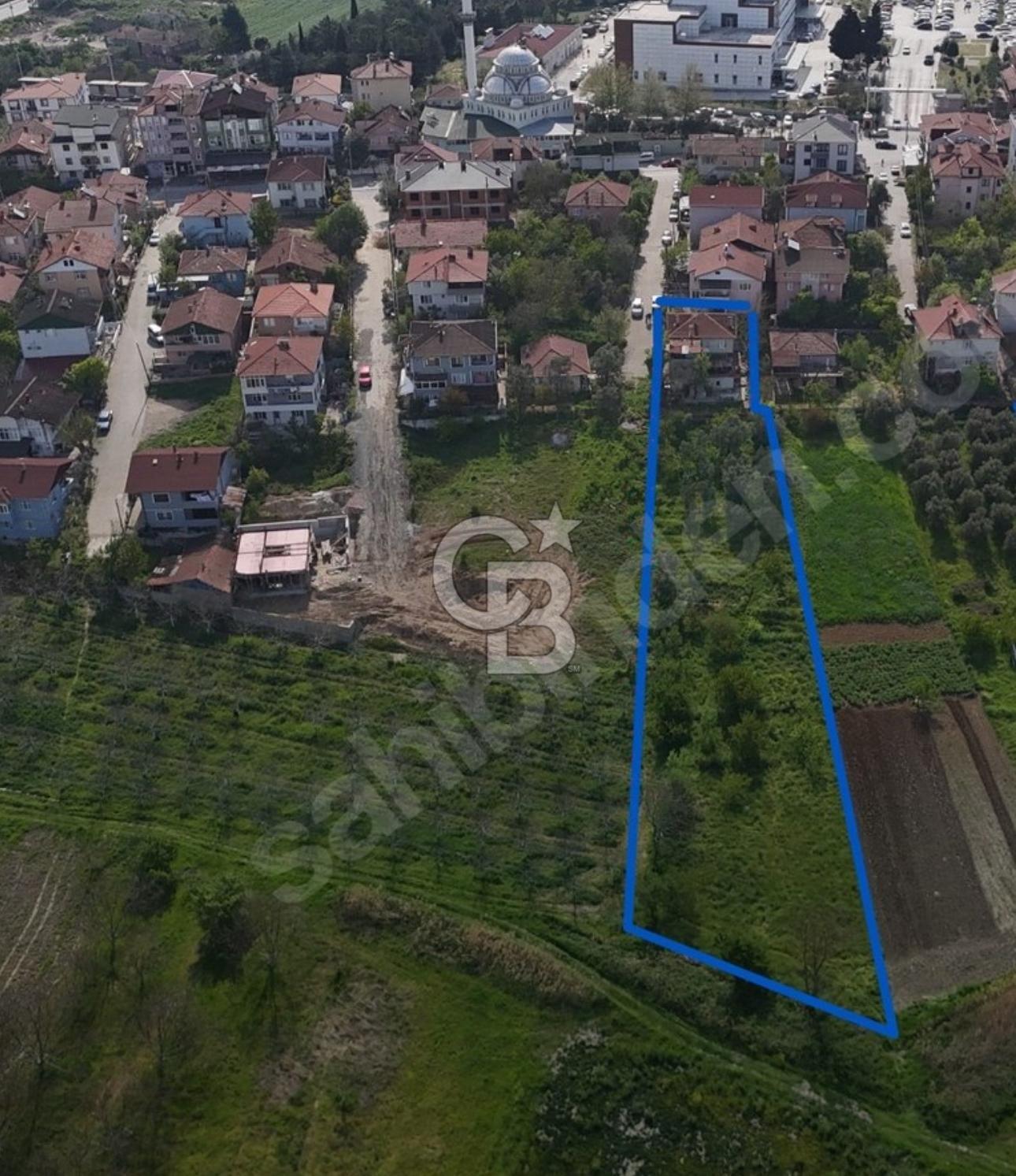 CB Fly'dan Yatırımlık 4391 m² %40 İmarlı Arsa + Müstakil Ev