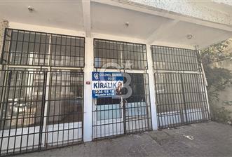 Üsküdar Meydana 7 Dakika Mesafede Kiralık Dükkan...