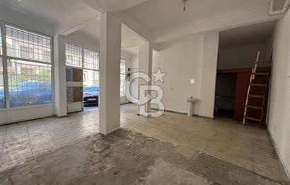 Üsküdar Meydana 7 Dakika Mesafede Kiralık Dükkan...