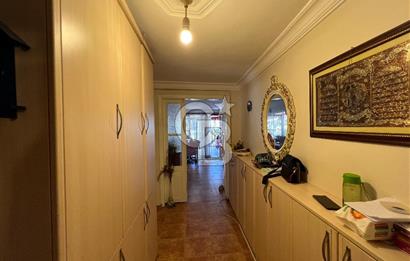 Karşıyak Çarşı İçerisinde Geniş Teraslı Satılık 2+1 Daire