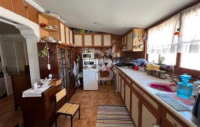 Karşıyak Çarşı İçerisinde Geniş Teraslı Satılık 2+1 Daire