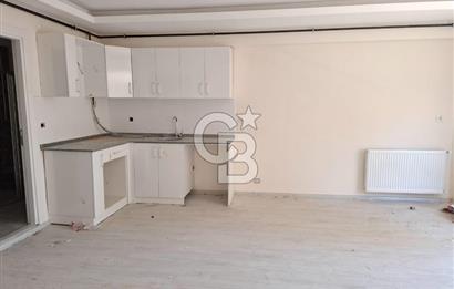 MENEMEN'DE ÇANAKKALE YOLUNA 50 M MESAFEDE 1+1 KİRALIK DAİRE