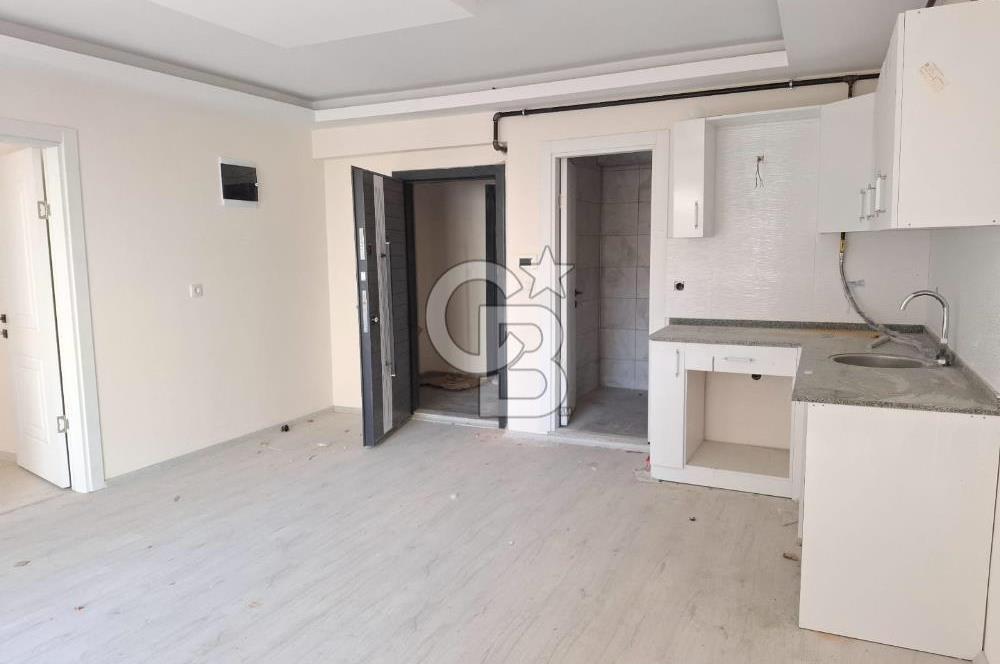 MENEMEN'DE ÇANAKKALE YOLUNA 50 M MESAFEDE 1+1 KİRALIK DAİRE