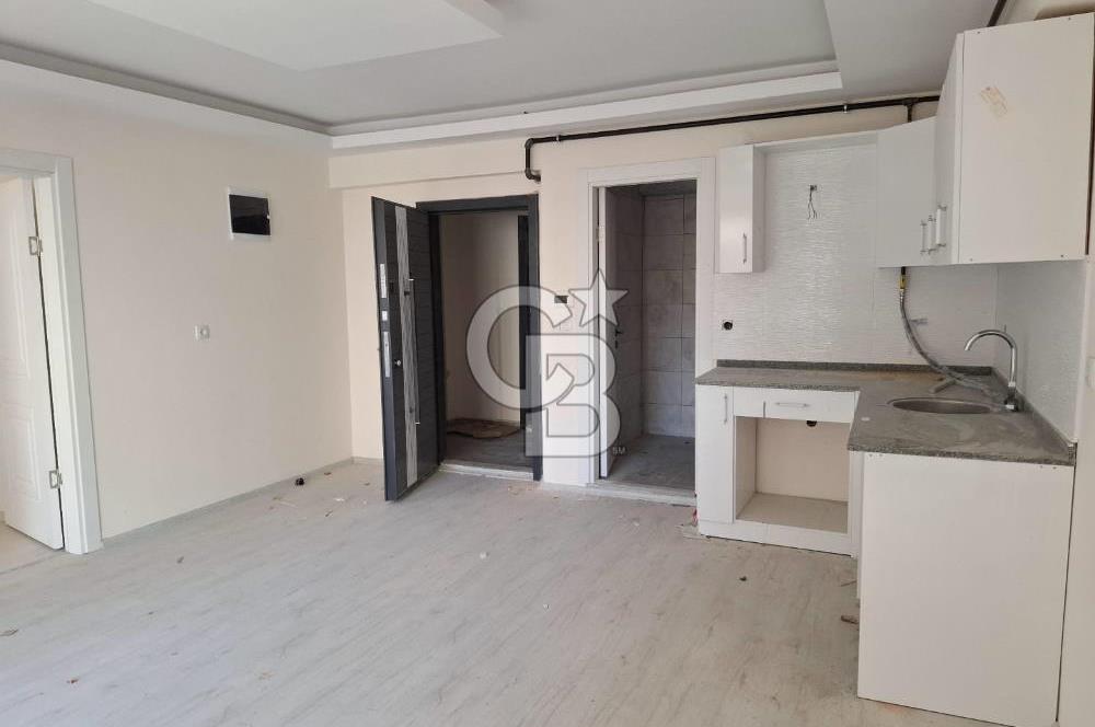 MENEMEN'DE ÇANAKKALE YOLUNA 50 M MESAFEDE 1+1 KİRALIK DAİRE