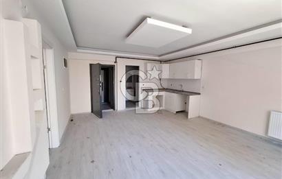MENEMEN'DE ÇANAKKALE YOLUNA 50 M MESAFEDE 1+1 KİRALIK DAİRE