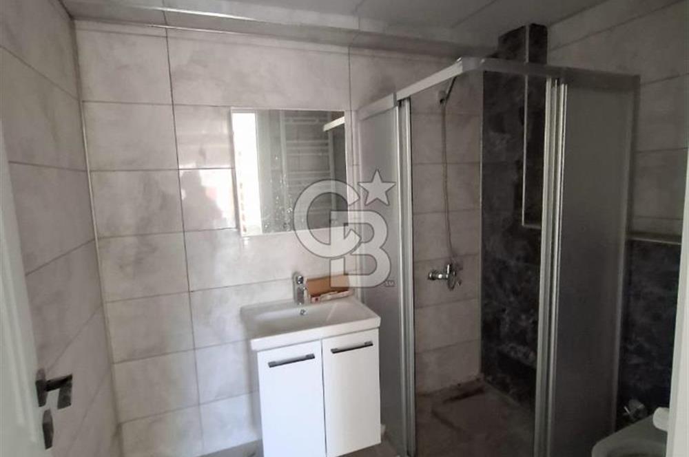 MENEMEN'DE ÇANAKKALE YOLUNA 50 M MESAFEDE 1+1 KİRALIK DAİRE