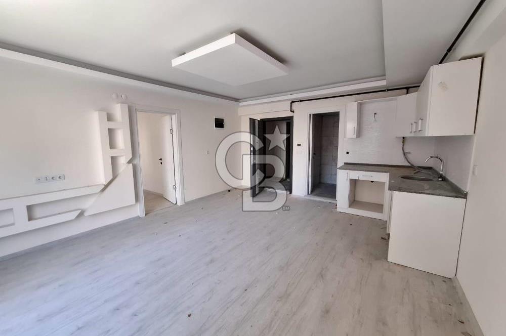 MENEMEN'DE ÇANAKKALE YOLUNA 50 M MESAFEDE 1+1 KİRALIK DAİRE