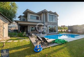  KOCAELİ BAŞİSKELE'DE 9+1 650 M² ULTRA LÜKS MODERN VİLLA! 