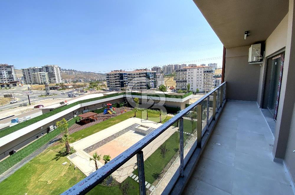 OMNİA SİTESİNDE SATILIK 3+1 150M2 SIFIR DAİRE