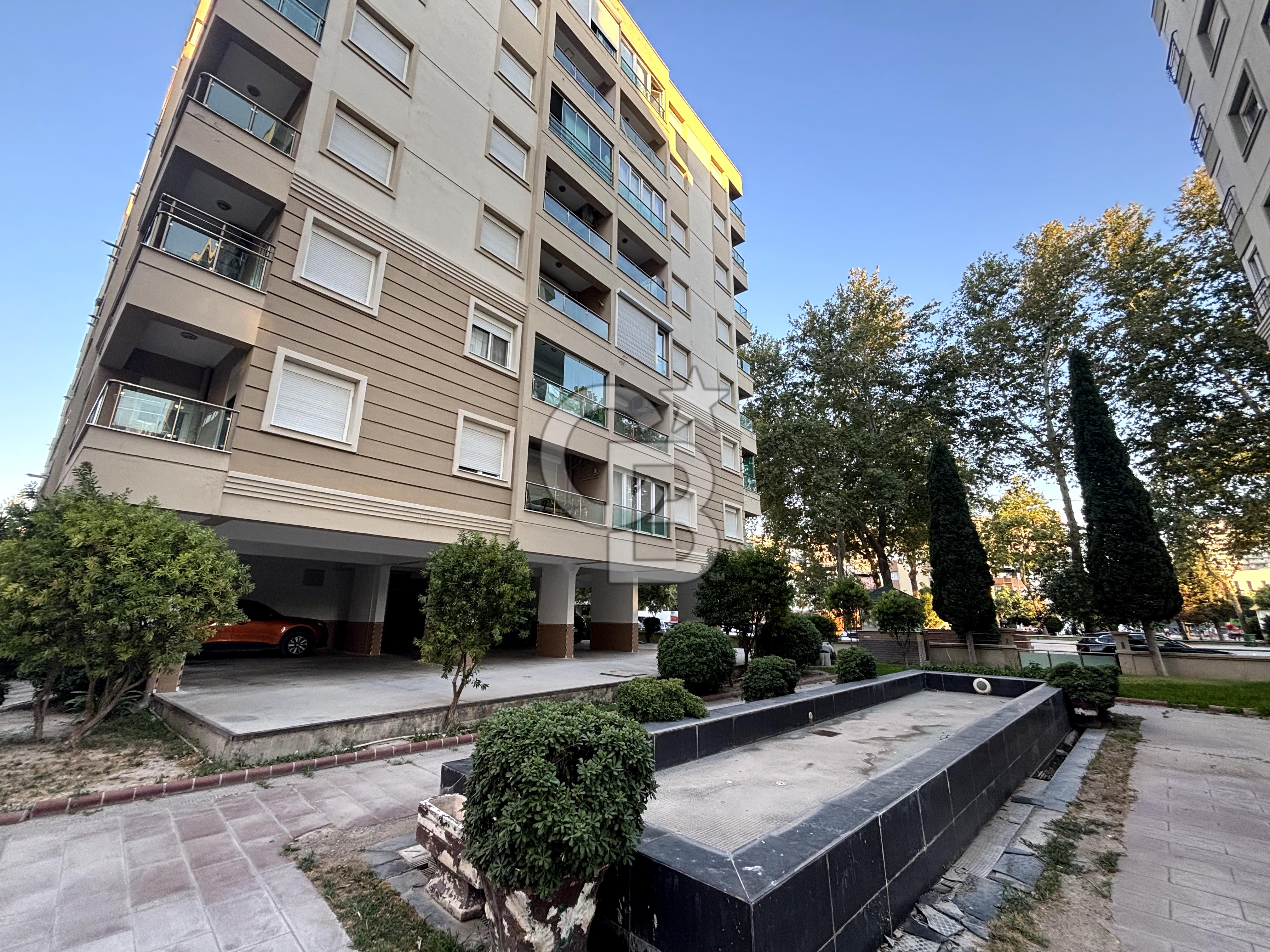 MANSUROĞLU'NDA GENİŞ 3+1 SATILIK 3 CEPHE DAİRE