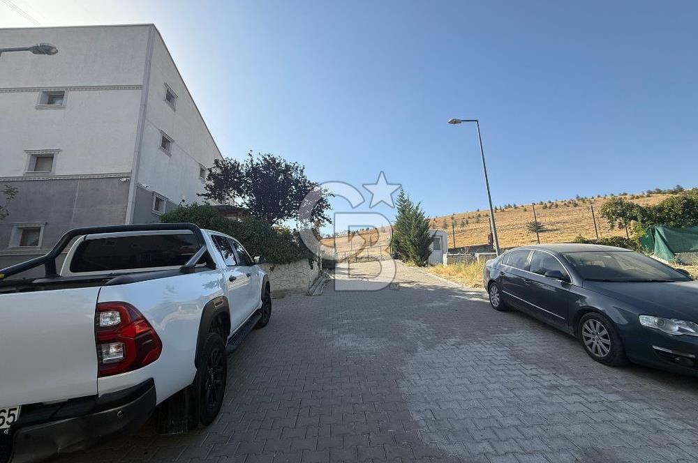 ALACAATLI BAŞKENT PARK EVLERİNDE NATAMAM SATILIK VİLLA