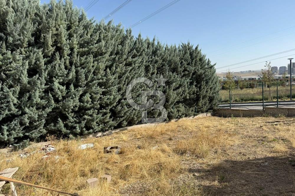 ALACAATLI BAŞKENT PARK EVLERİNDE NATAMAM SATILIK VİLLA