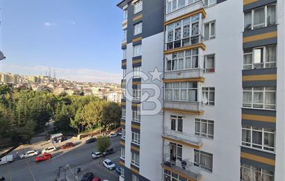 DEMETEVLERİN GİRİŞİNDE ASANSÖRLÜ YAPILI KİRALIK DAİRE