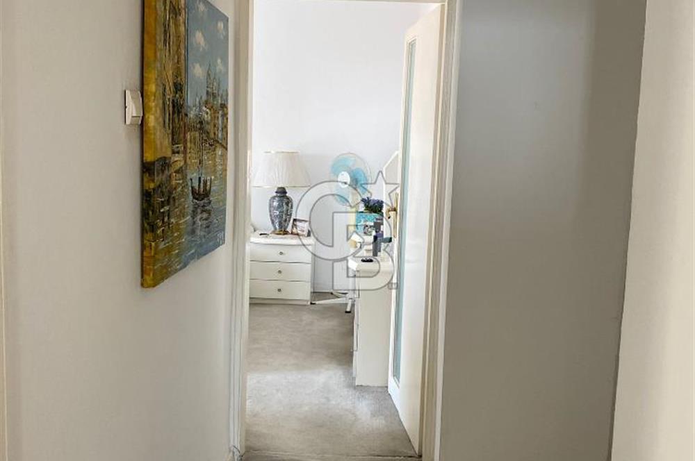 BOSTANLI SAHİL'DE PANORAMİK DENİZ MANZARALI 3+1 FIRSAT SATILIK DAİRE
