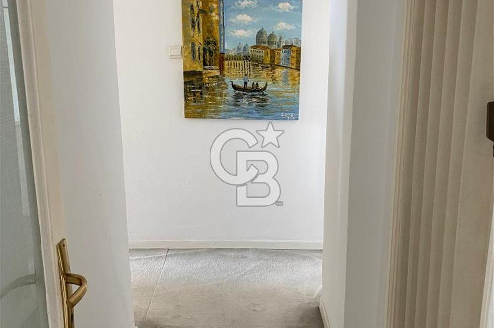 BOSTANLI SAHİL'DE PANORAMİK DENİZ MANZARALI 3+1 FIRSAT SATILIK DAİRE