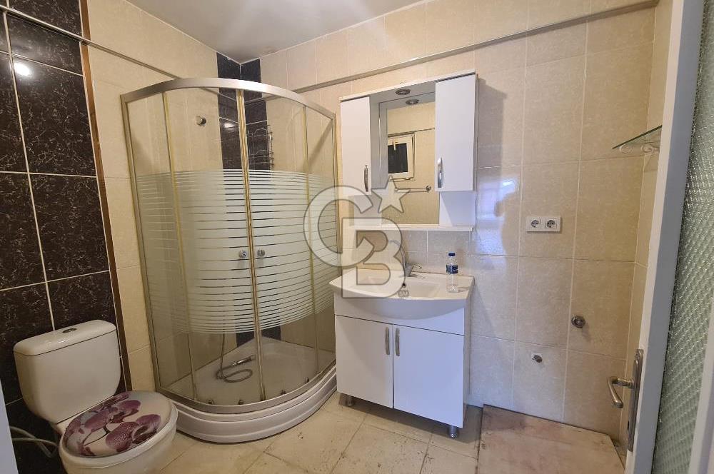 DEMETEVLERİN GİRİŞİNDE ASANSÖRLÜ YAPILI KİRALIK DAİRE