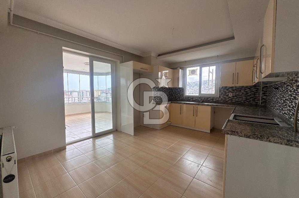 Derebahçe Mavi Kent Sitesi Havuzlu Güvenlikli 4+1 Daire