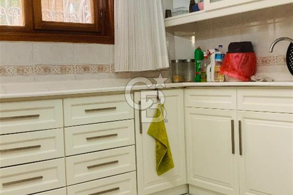 SUBAYEVLERİ CANDAN SOKAKTA BAHÇE KULLANIMLI FIRSAT DAİRE