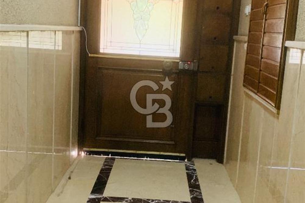 SUBAYEVLERİ CANDAN SOKAKTA BAHÇE KULLANIMLI FIRSAT DAİRE