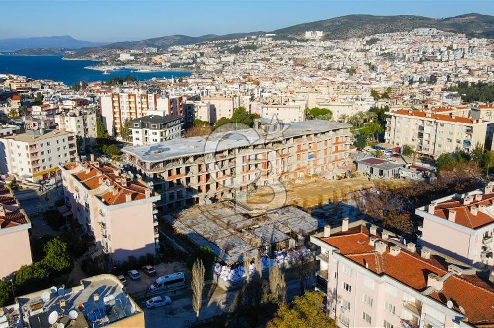 Kuşadası My Suits'te Bahçeli Havuz Manzaralı Suit