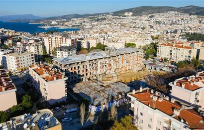 Kuşadası My Suits'te Bahçeli Havuz Manzaralı Suit