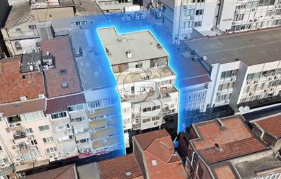 İzmir Konak 1.Beyler'de Yüksek Kira Getirili Satılık Komple Bina