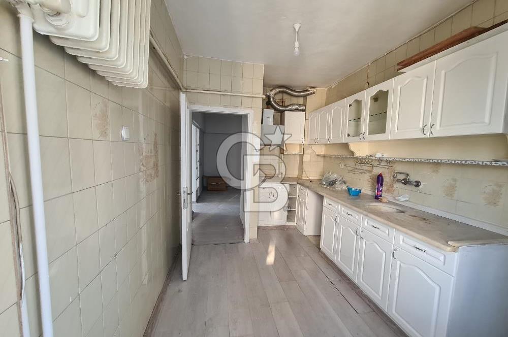 DEMETEVLERİN GİRİŞİNDE ASANSÖRLÜ YAPILI KİRALIK DAİRE