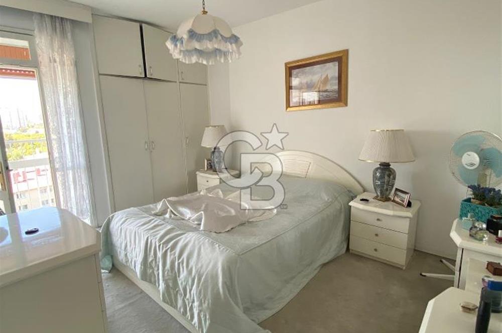 BOSTANLI SAHİL'DE PANORAMİK DENİZ MANZARALI 3+1 FIRSAT SATILIK DAİRE