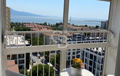 BOSTANLI SAHİL'DE PANORAMİK DENİZ MANZARALI 3+1 FIRSAT SATILIK DAİRE