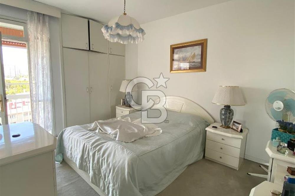 BOSTANLI SAHİL'DE PANORAMİK DENİZ MANZARALI 3+1 FIRSAT SATILIK DAİRE