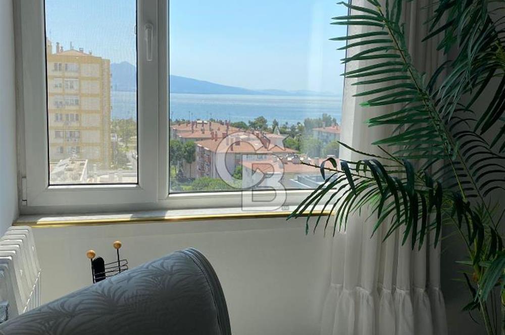 BOSTANLI SAHİL'DE PANORAMİK DENİZ MANZARALI 3+1 FIRSAT SATILIK DAİRE