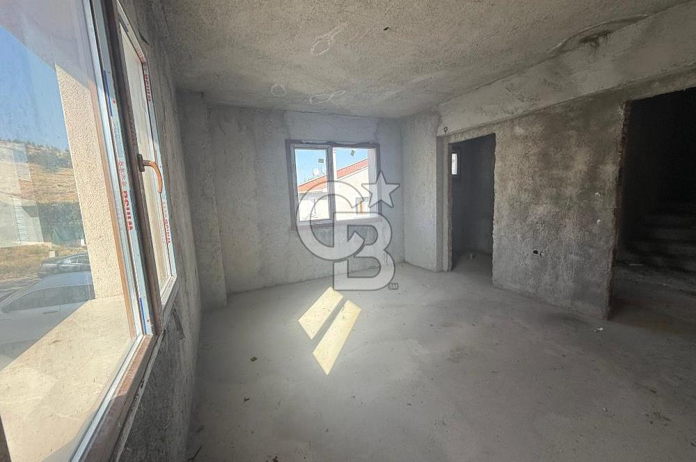 ALACAATLI BAŞKENT PARK EVLERİNDE NATAMAM SATILIK VİLLA