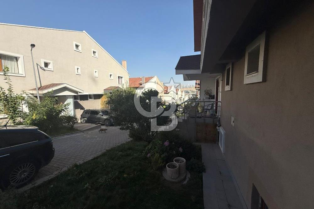 ALACAATLI BAŞKENT PARK EVLERİNDE NATAMAM SATILIK VİLLA