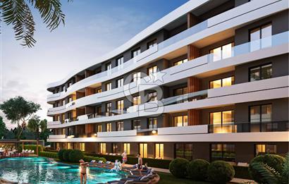 Kuşadası My Suits'te Bahçeli Havuz Manzaralı Suit