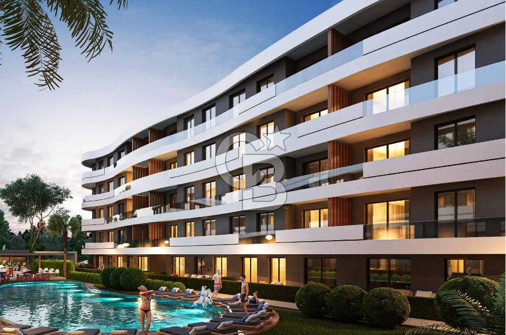Kuşadası My Suits'te Bahçeli Havuz Manzaralı Suit