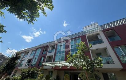 Merkezi Lokasyonda 4,5+1 Sitede Satılık Çatı