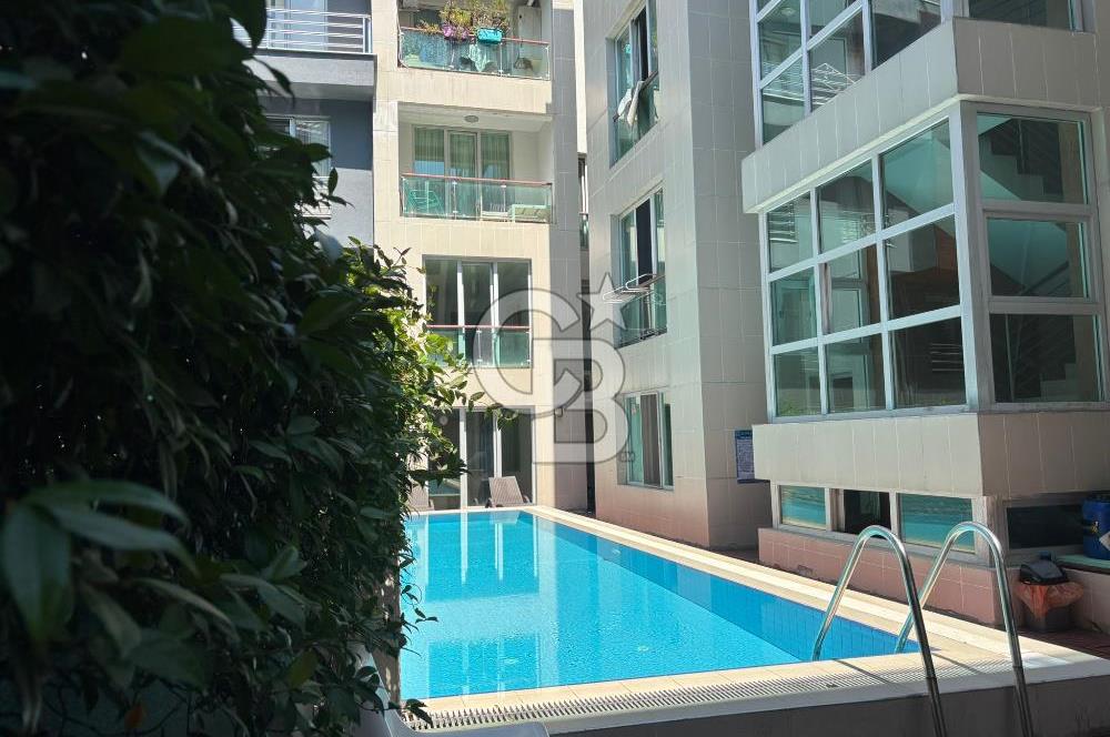 Merkezi Lokasyonda 4,5+1 Sitede Satılık Çatı
