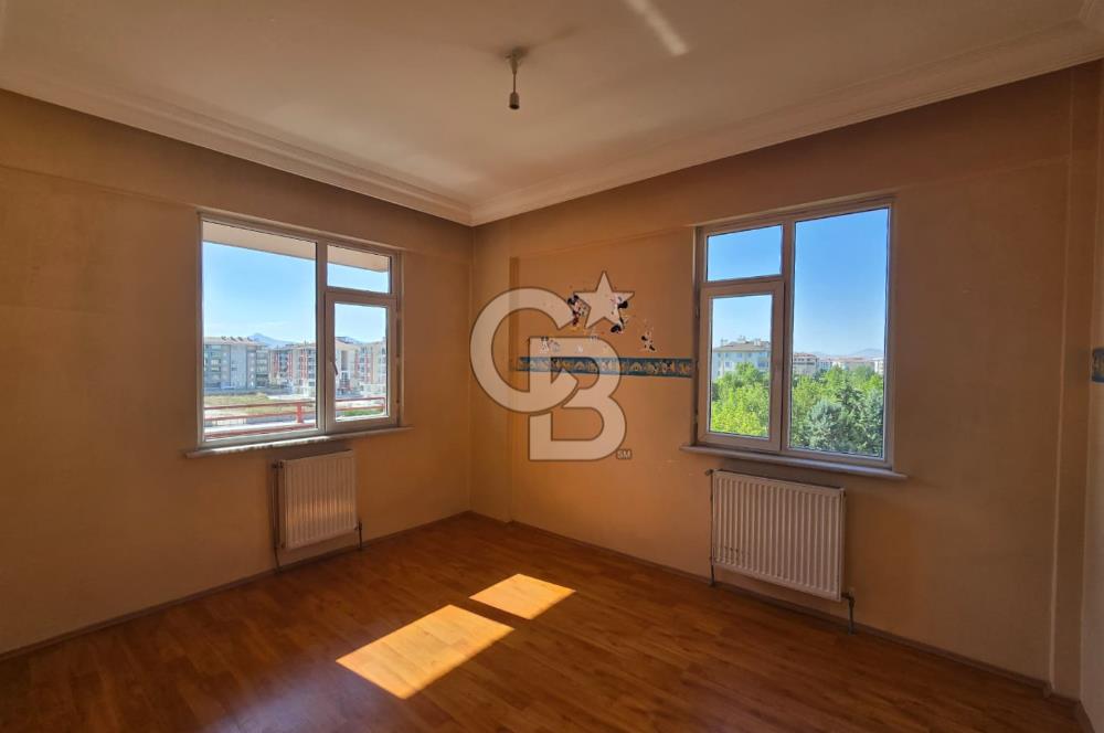 COLDWELL BANKER'DAN KARATAYDA 3+1 GENİŞ KİRALIK DAİRE