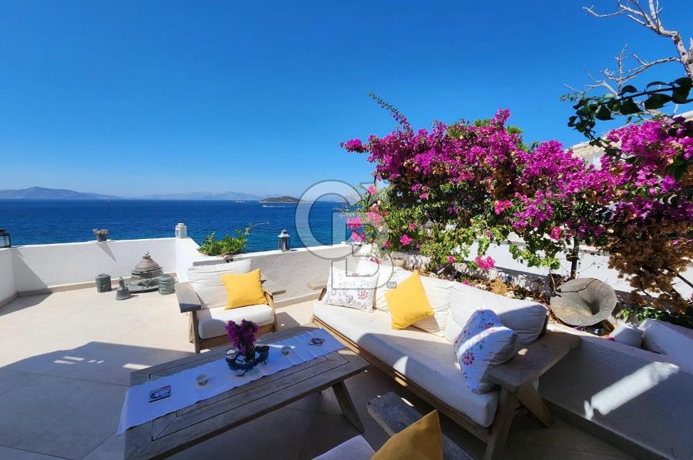Turgutreis'te Eşsiz Manzaralı Teraslı Satılık Daire