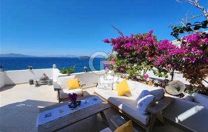 Turgutreis'te Eşsiz Manzaralı Teraslı Satılık Daire