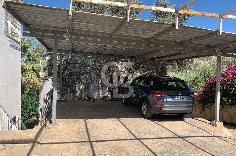 BODRUM TORBA' da DENİZE 250 mt MESAFEDE 4+1 DUBLEX DAİRE