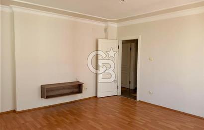 ÇORLU MERKEZ'DE CADDE ÜZERİ 2+1 SATILIK DAİRE